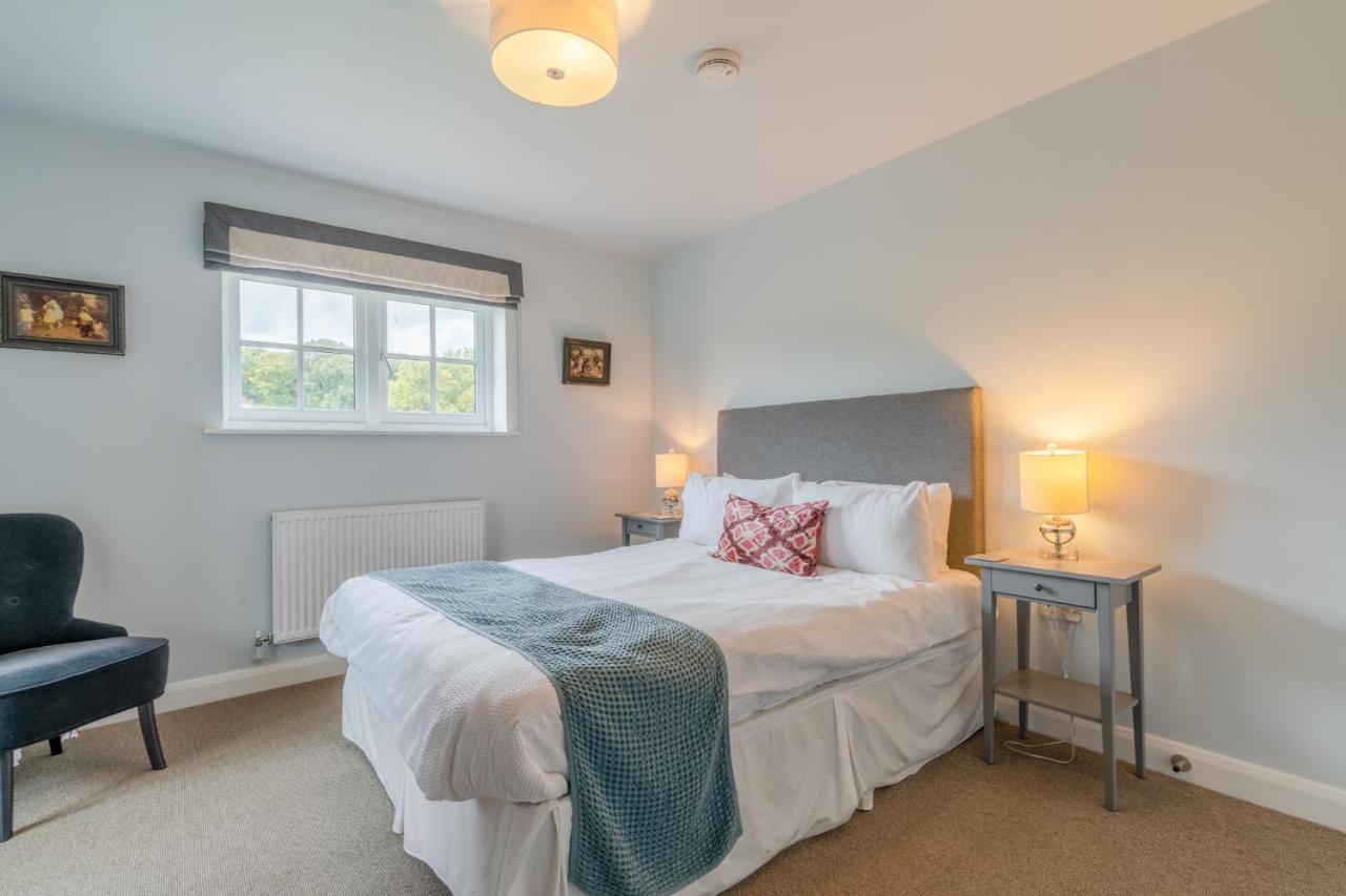 Lodge Barn Lydney Bagian luar foto